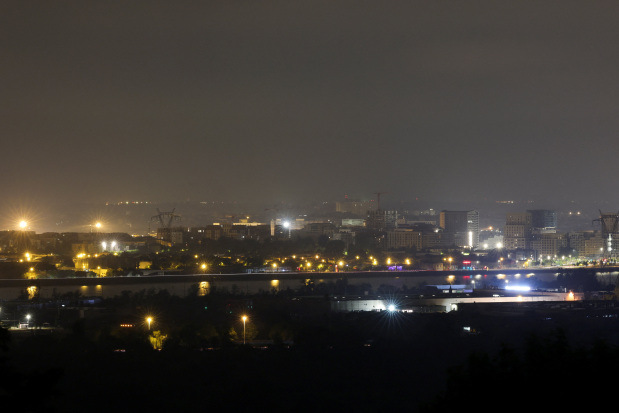 World News: Thousands evacuated as wildfires approach the city of Bordeaux